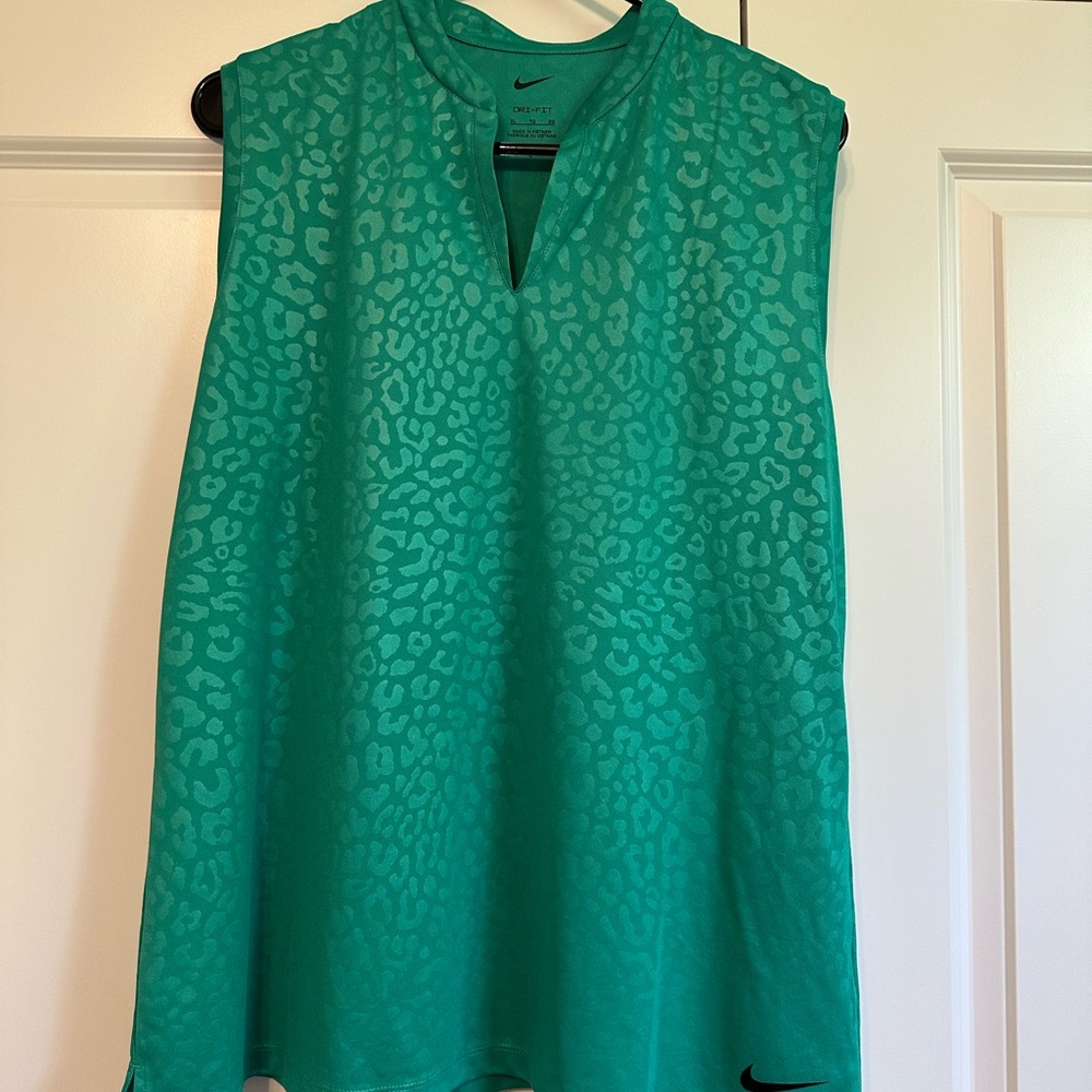 Women’s Nike Dri-fit golf polo bundle